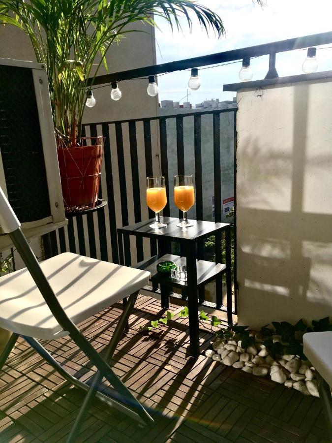 I Piotrkowska Z Wielkim Lustrem, Balkonem I Klimatyzacja