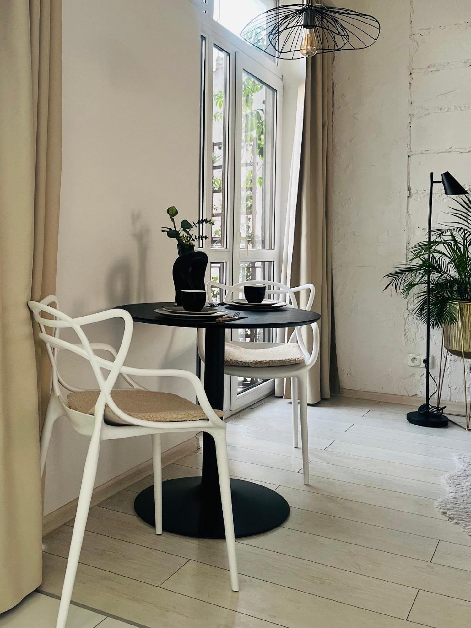 I Piotrkowska Z Wielkim Lustrem, Balkonem I Klimatyzacja Apartment